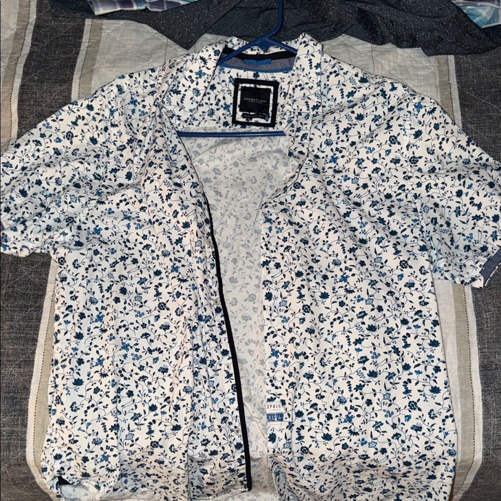 Denim & Flower Blue and White Floral Shirt